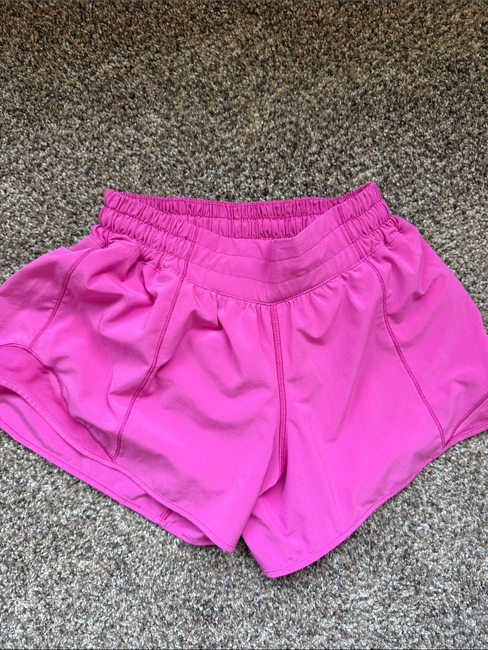 Lululemon hotty hot Women’s Pink Athletic Shorts